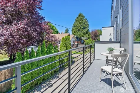 8711 15th Avenue NW Seattle WA 98117