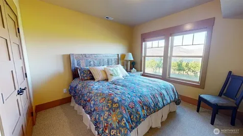 102 Village Way Oroville WA 98844