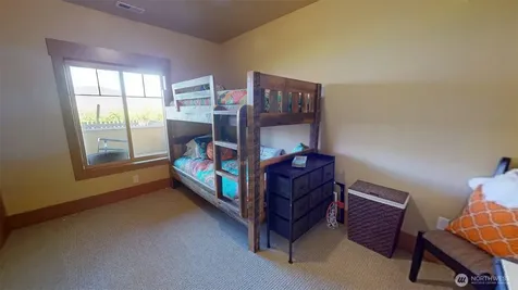 102 Village Way Oroville WA 98844