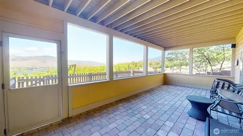 102 Village Way Oroville WA 98844