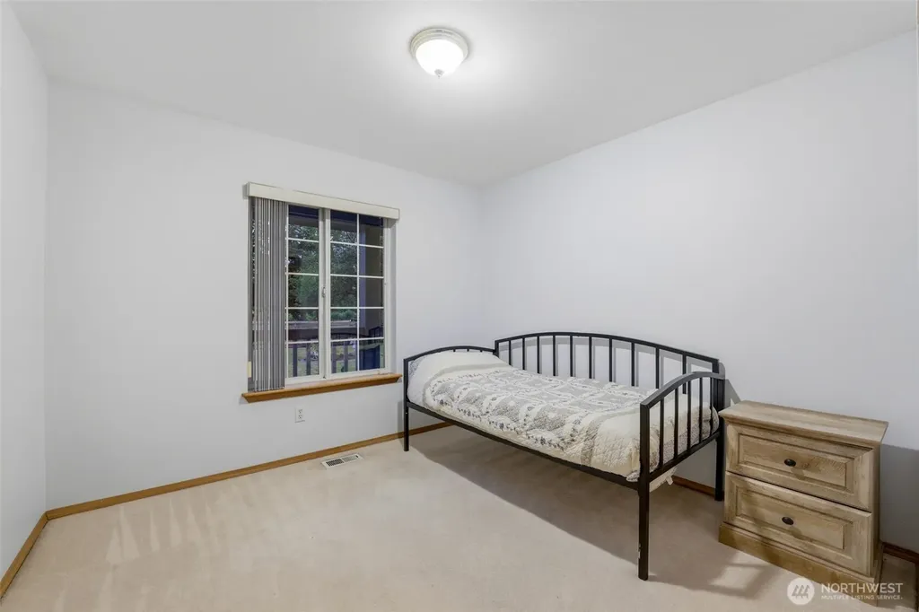 9117 336th Street S Roy WA 98580