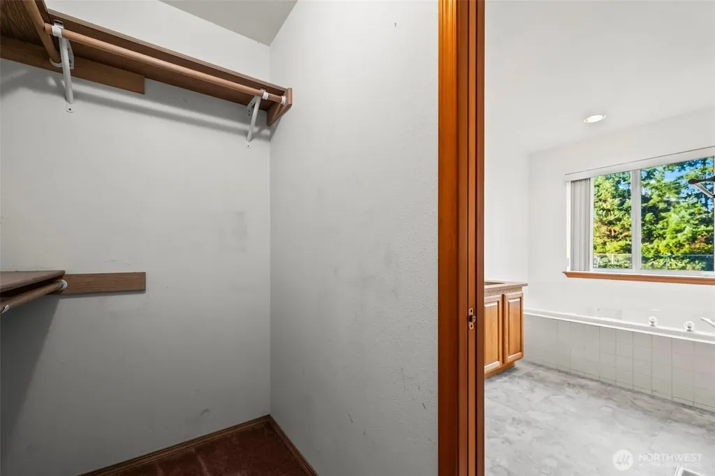 9117 336th Street S Roy WA 98580