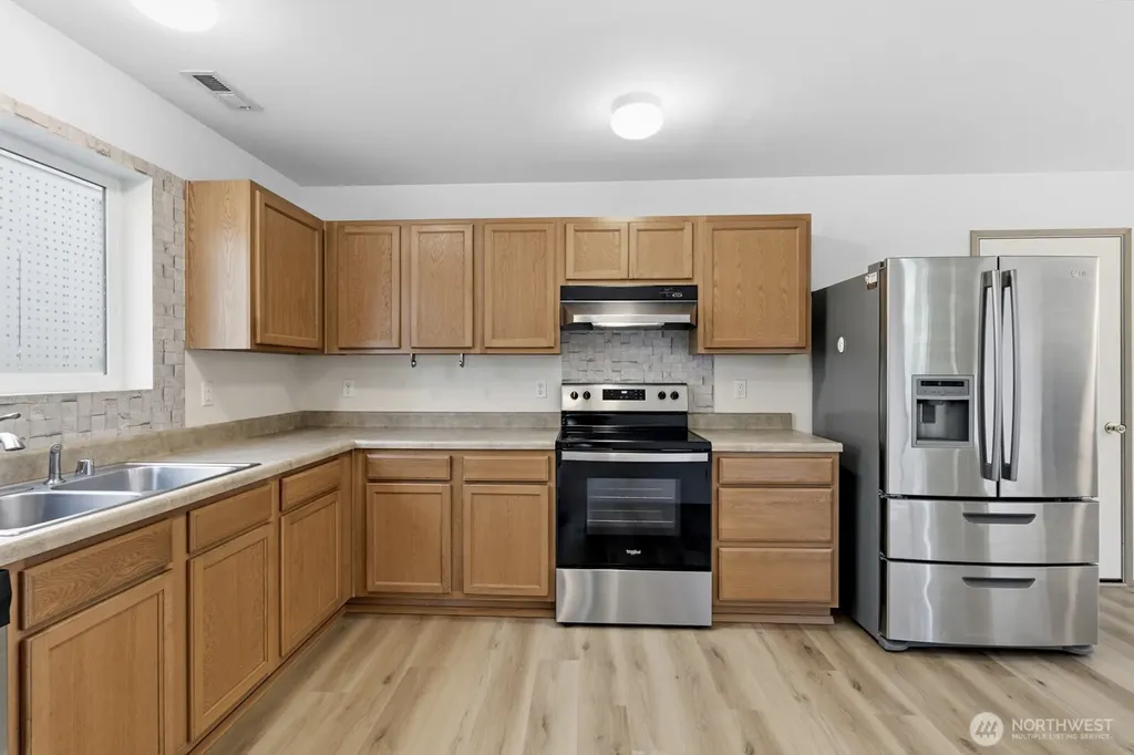 3230 Huffman Hill Boulevard Dupont WA 98327