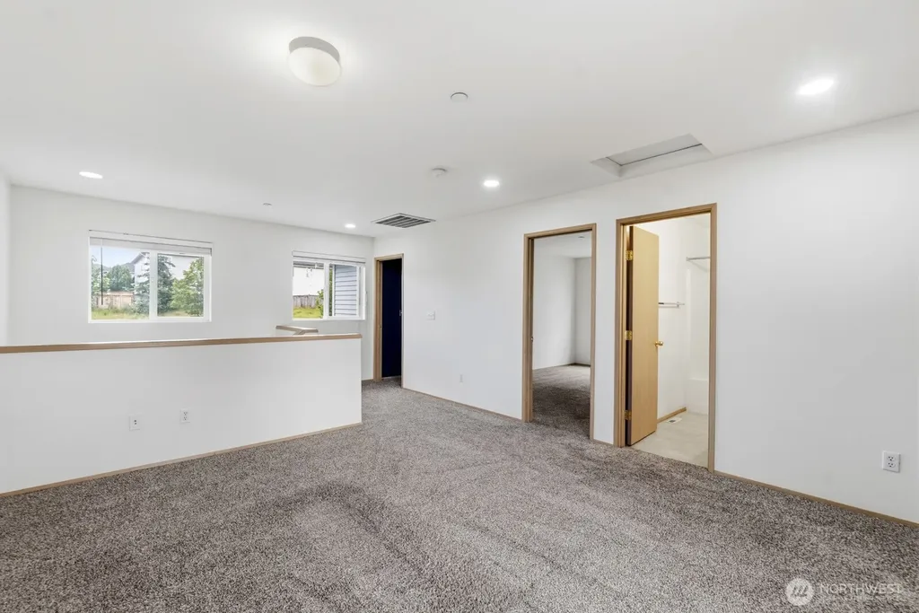 3230 Huffman Hill Boulevard Dupont WA 98327