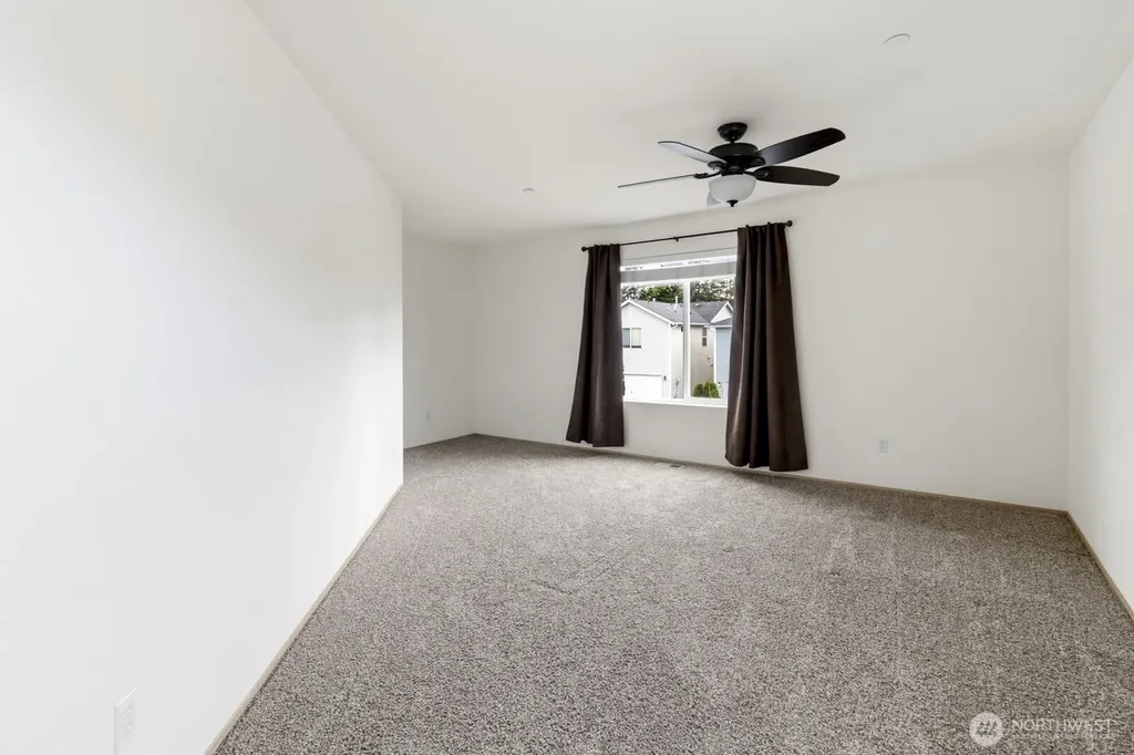 3230 Huffman Hill Boulevard Dupont WA 98327