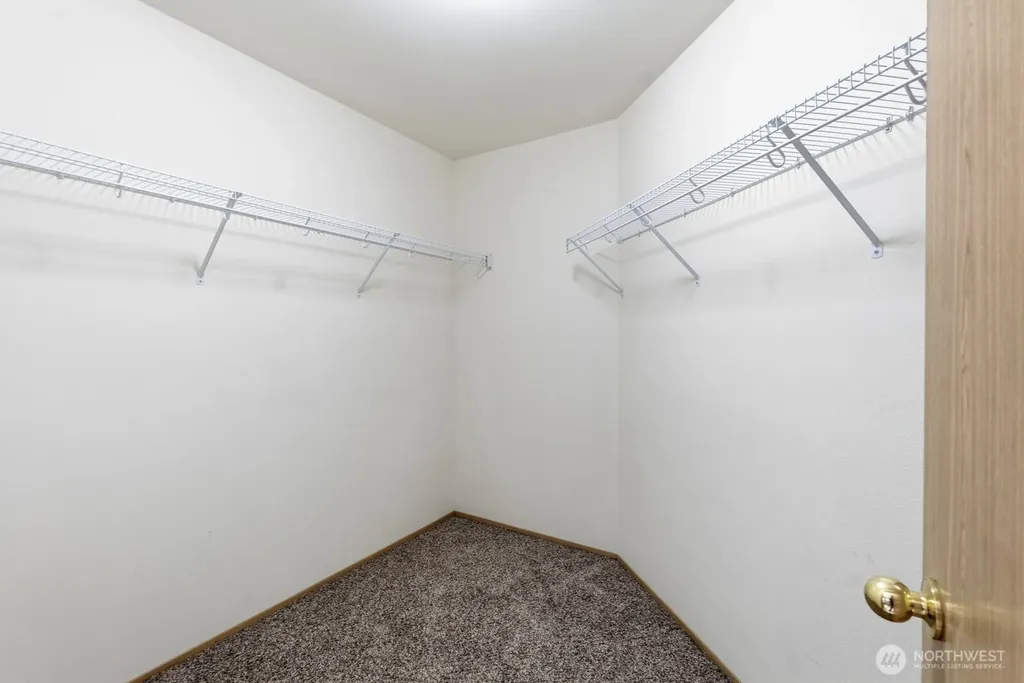 3230 Huffman Hill Boulevard Dupont WA 98327