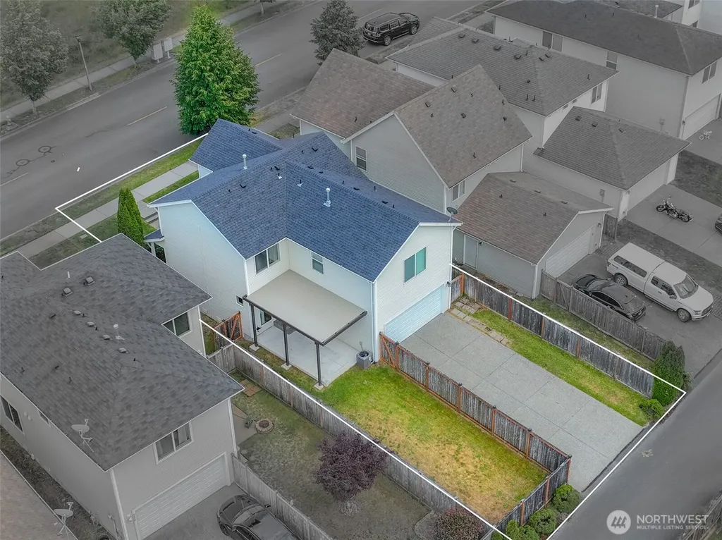 3230 Huffman Hill Boulevard Dupont WA 98327