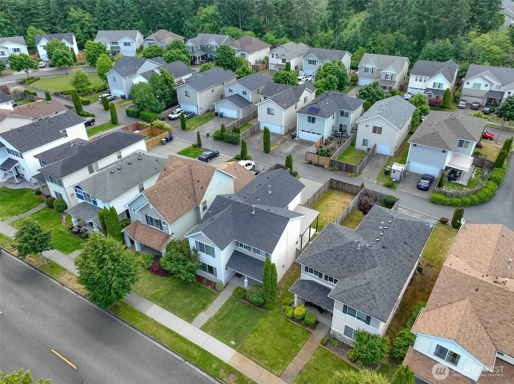 3230 Huffman Hill Boulevard Dupont WA 98327