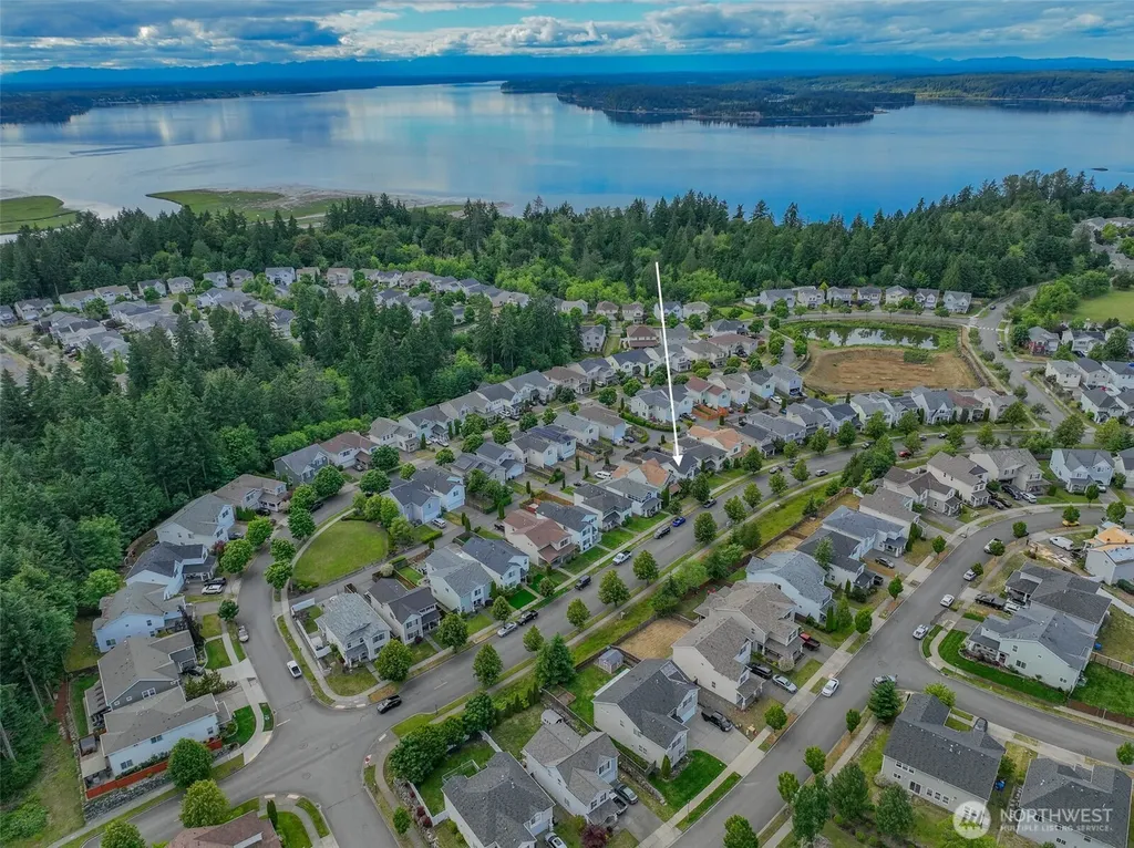 3230 Huffman Hill Boulevard Dupont WA 98327