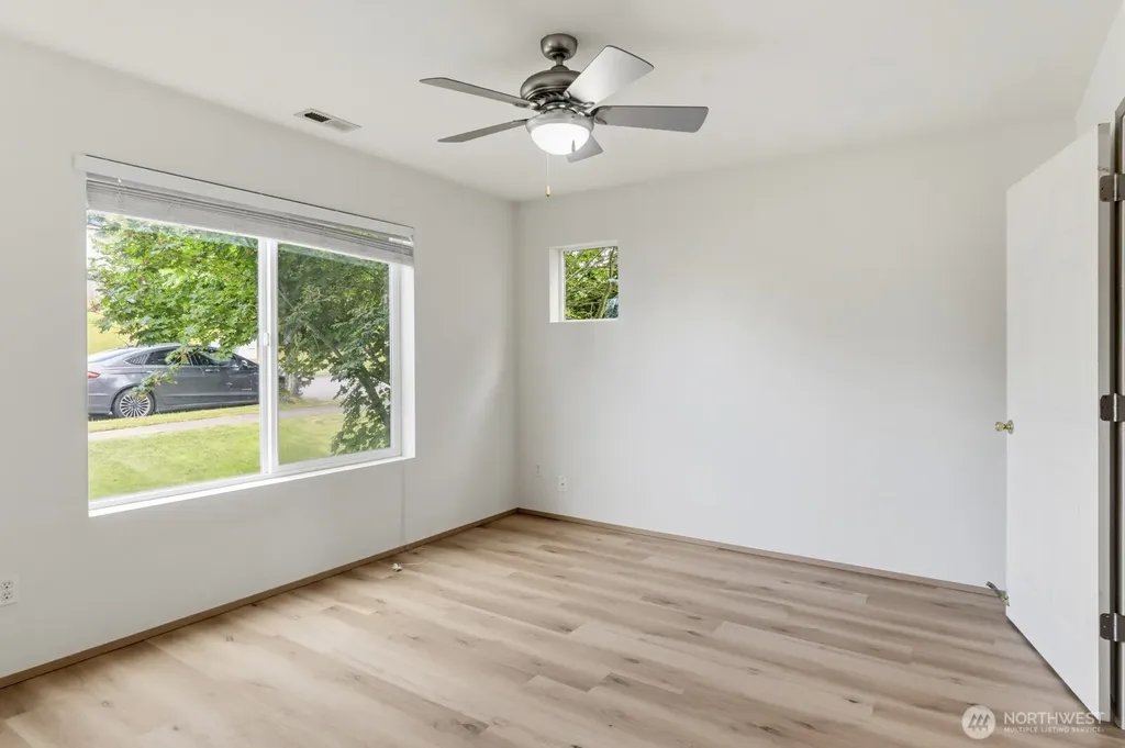 3230 Huffman Hill Boulevard Dupont WA 98327