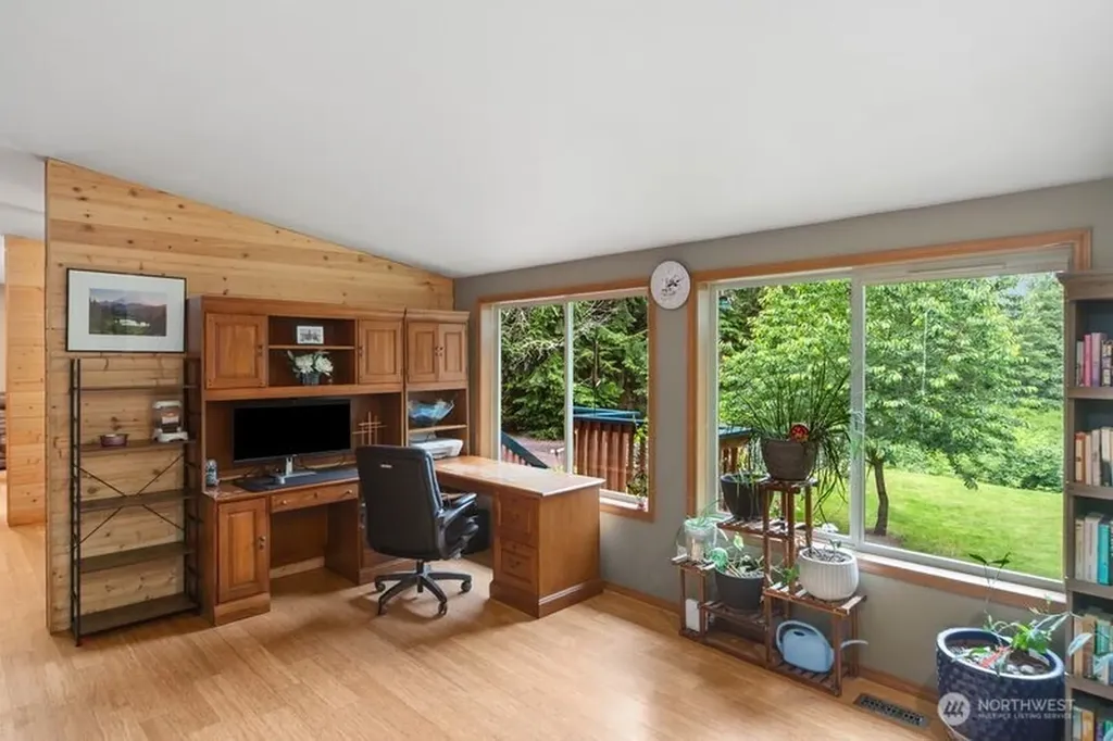 514 Bywater Way Port Ludlow WA 98365