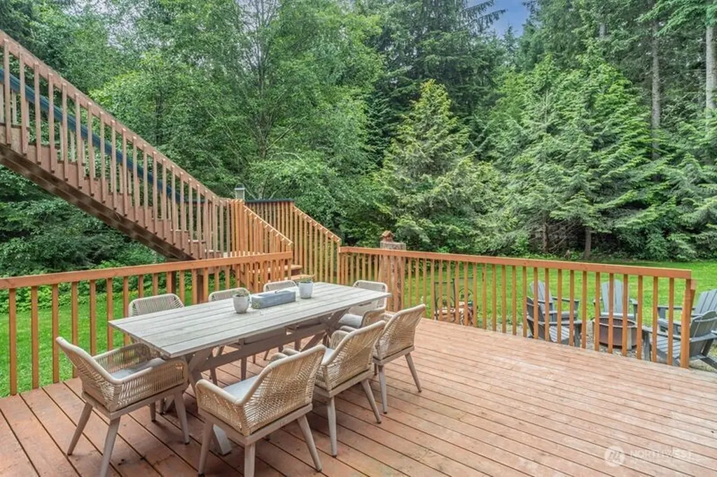 514 Bywater Way Port Ludlow WA 98365
