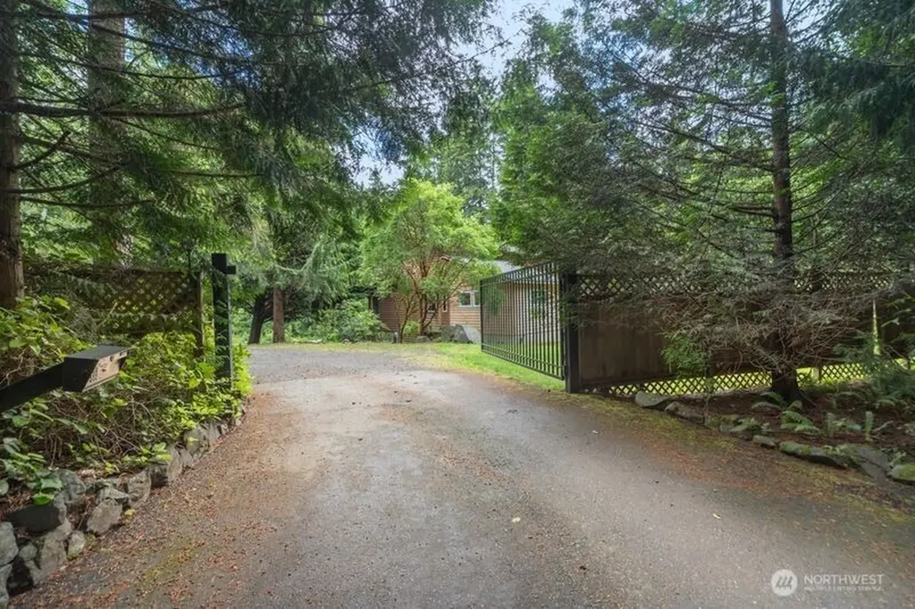 514 Bywater Way Port Ludlow WA 98365