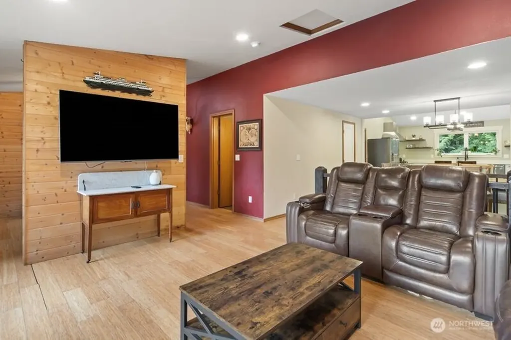 514 Bywater Way Port Ludlow WA 98365