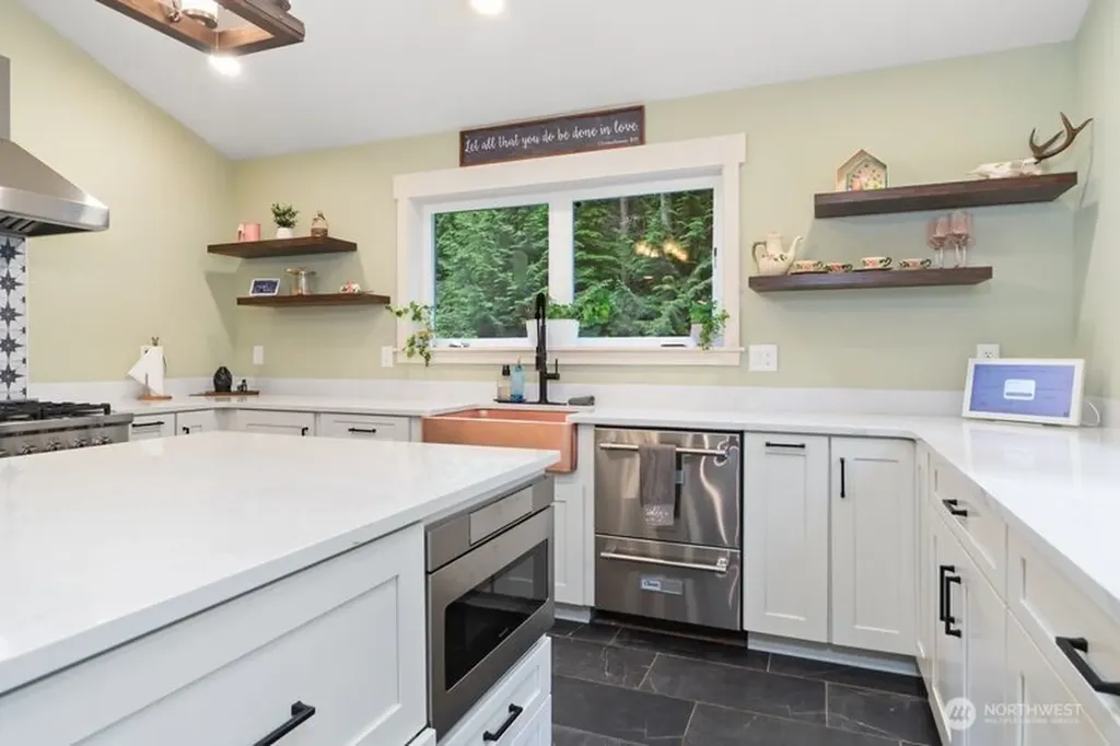 514 Bywater Way Port Ludlow WA 98365