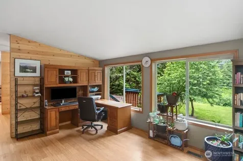 514 Bywater Way Port Ludlow WA 98365