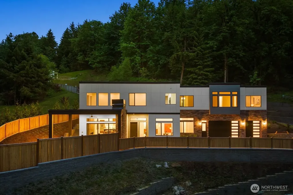 6020 175th Court SE Bellevue WA 98006