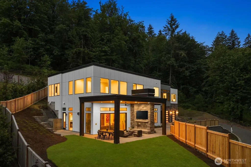 6020 175th Court SE Bellevue WA 98006