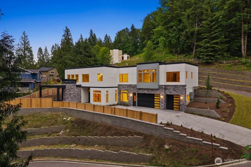 6020 175th Court SE Bellevue WA 98006