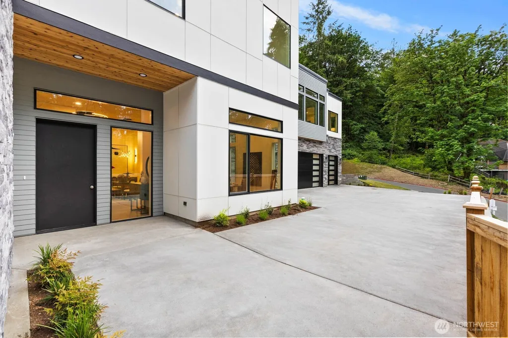6020 175th Court SE Bellevue WA 98006