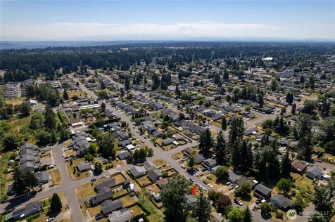 1213 E 59th Street Tacoma WA 98404
