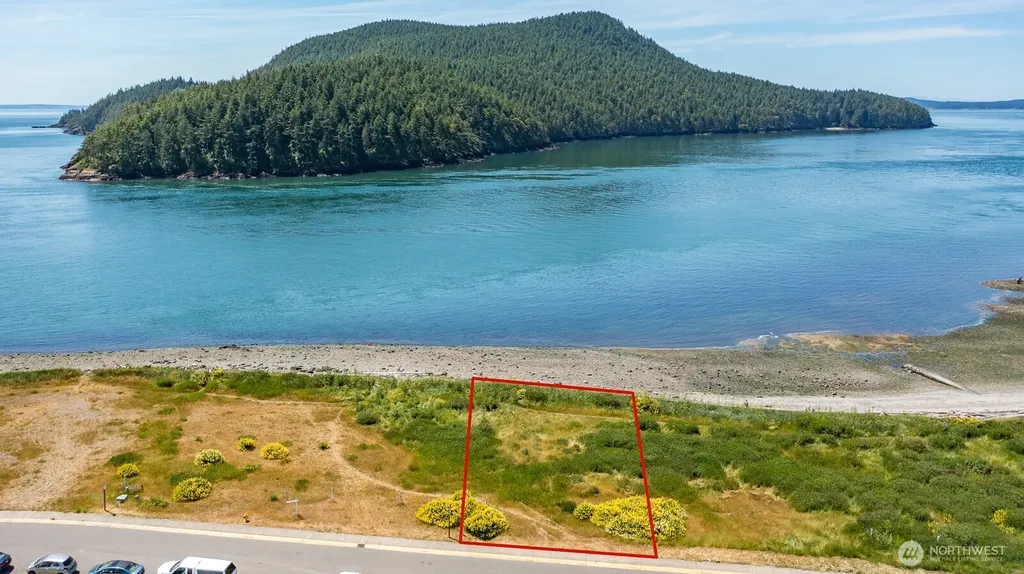 5909 Flounder Bay Lane Anacortes WA 98221