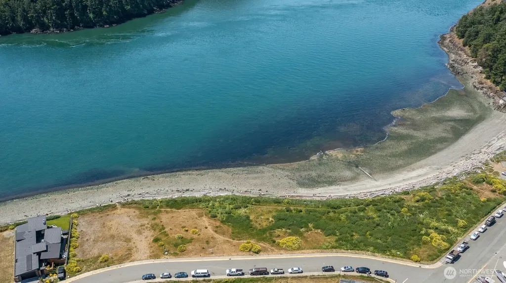 5909 Flounder Bay Lane Anacortes WA 98221