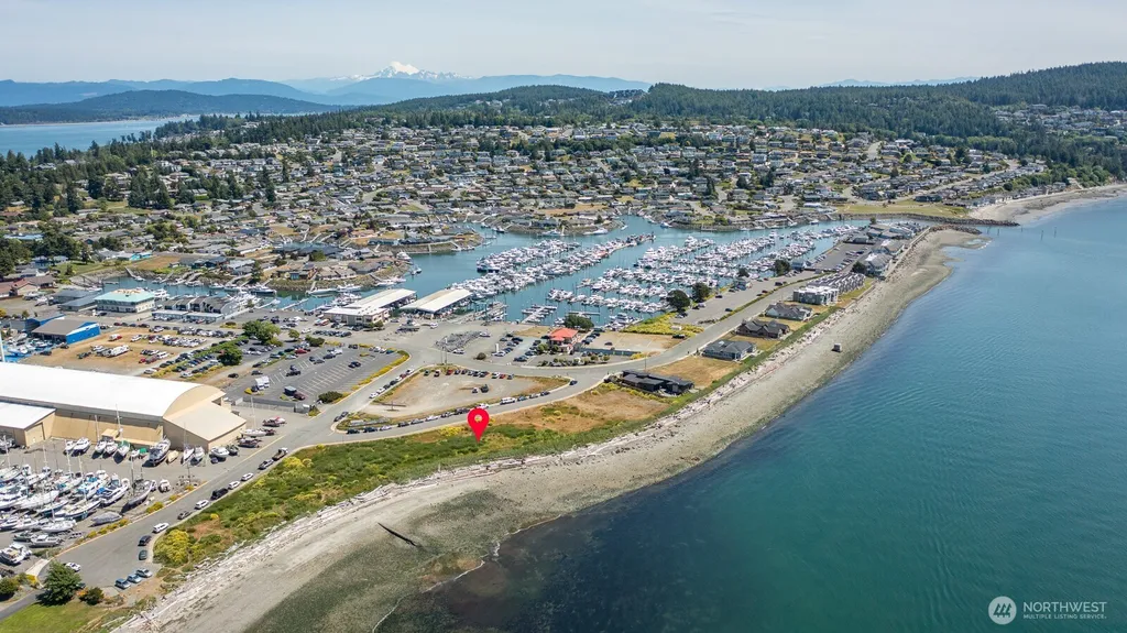 5909 Flounder Bay Lane Anacortes WA 98221