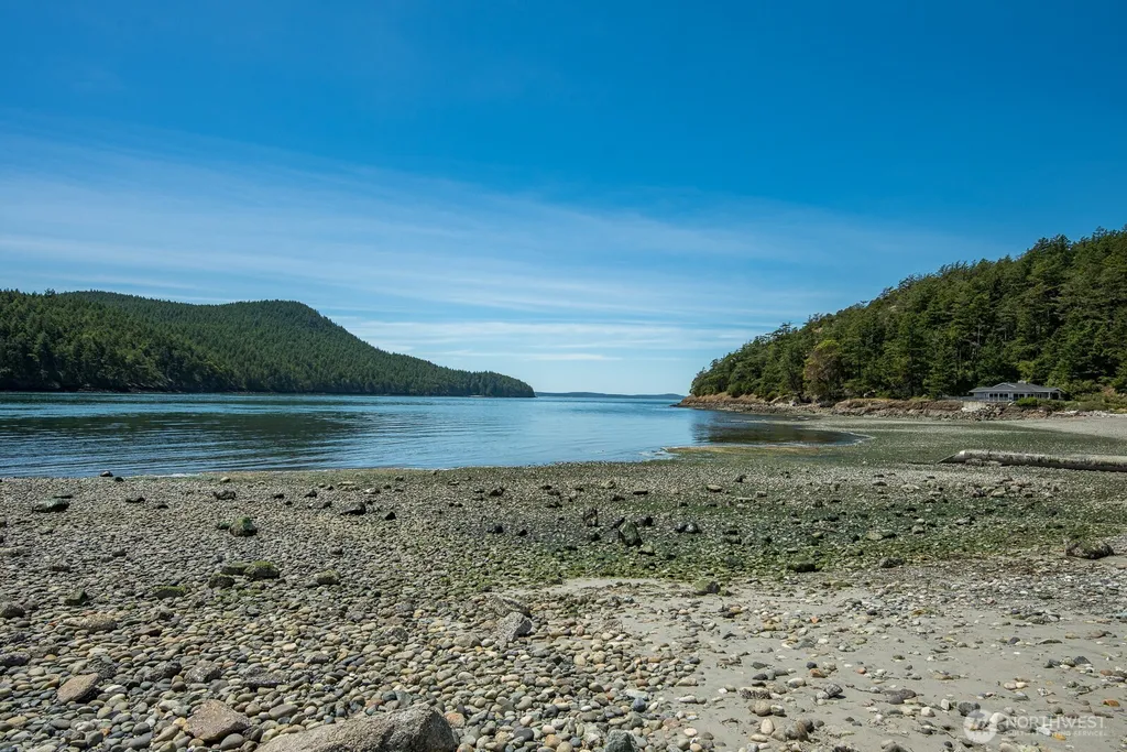 5909 Flounder Bay Lane Anacortes WA 98221