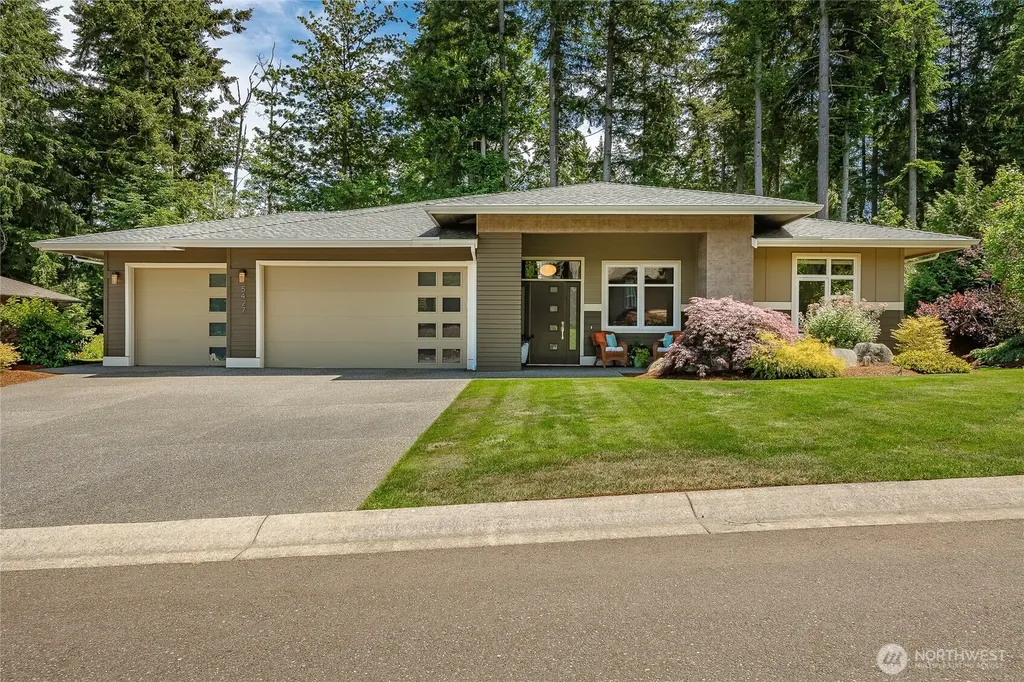 5427 Wood Duck Loop Blaine WA 98230