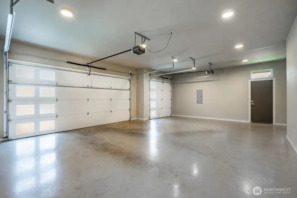 5427 Wood Duck Loop Blaine WA 98230