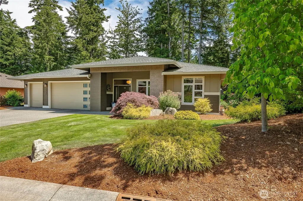 5427 Wood Duck Loop Blaine WA 98230