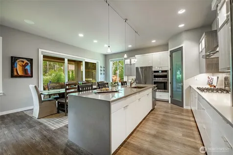 5427 Wood Duck Loop Blaine WA 98230