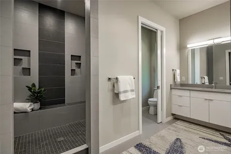 5427 Wood Duck Loop Blaine WA 98230