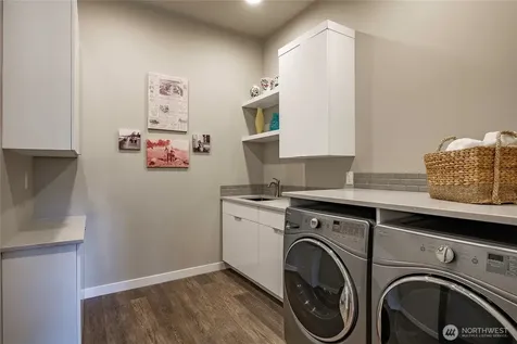 5427 Wood Duck Loop Blaine WA 98230