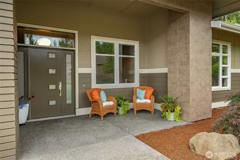 5427 Wood Duck Loop Blaine WA 98230