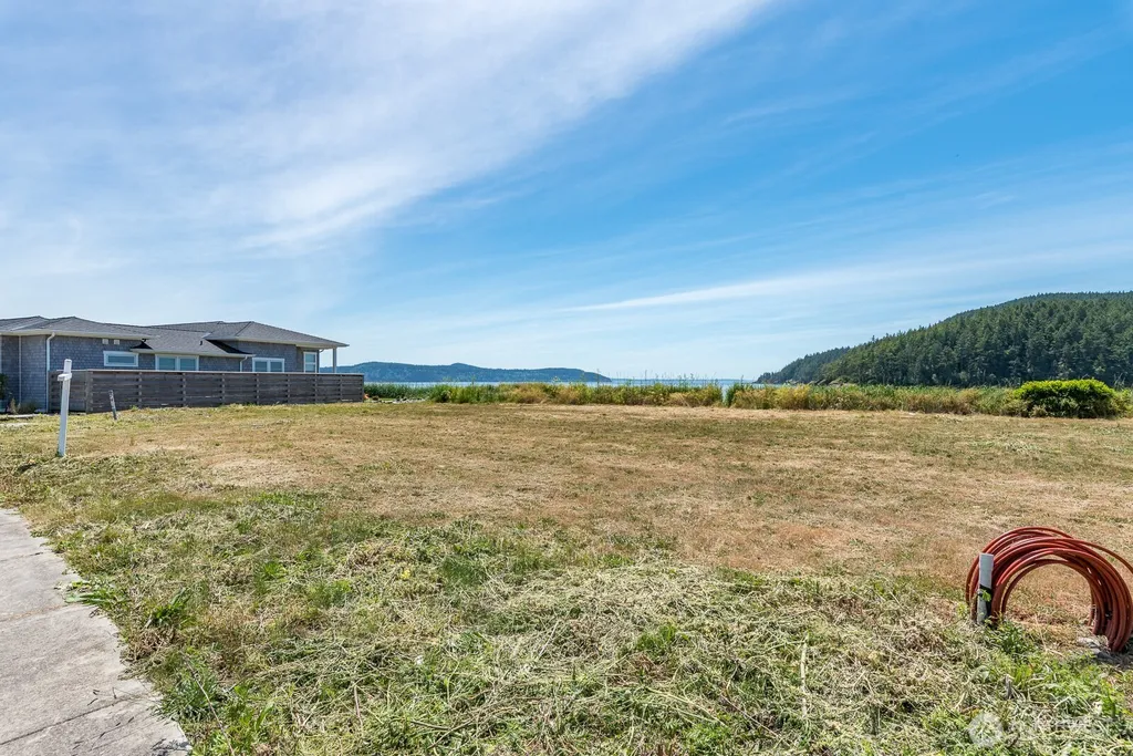 2207 Skyline Way Anacortes WA 98221