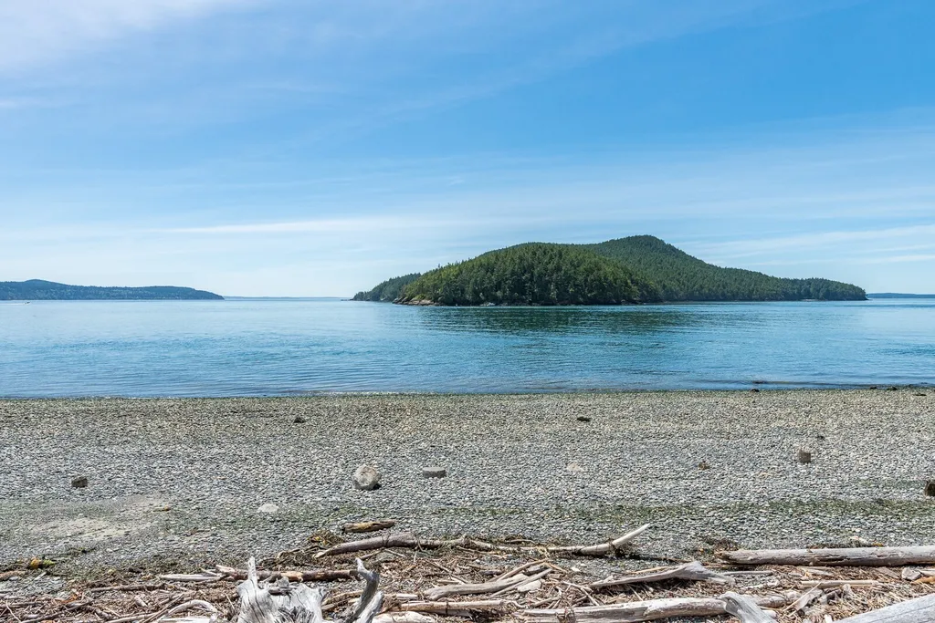 2207 Skyline Way Anacortes WA 98221