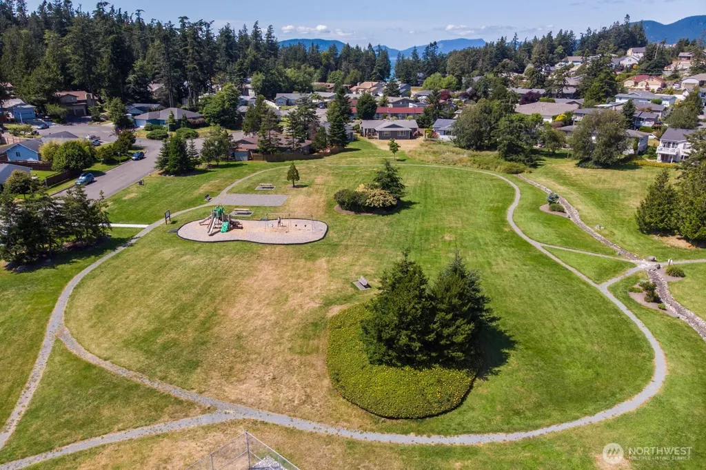 2207 Skyline Way Anacortes WA 98221