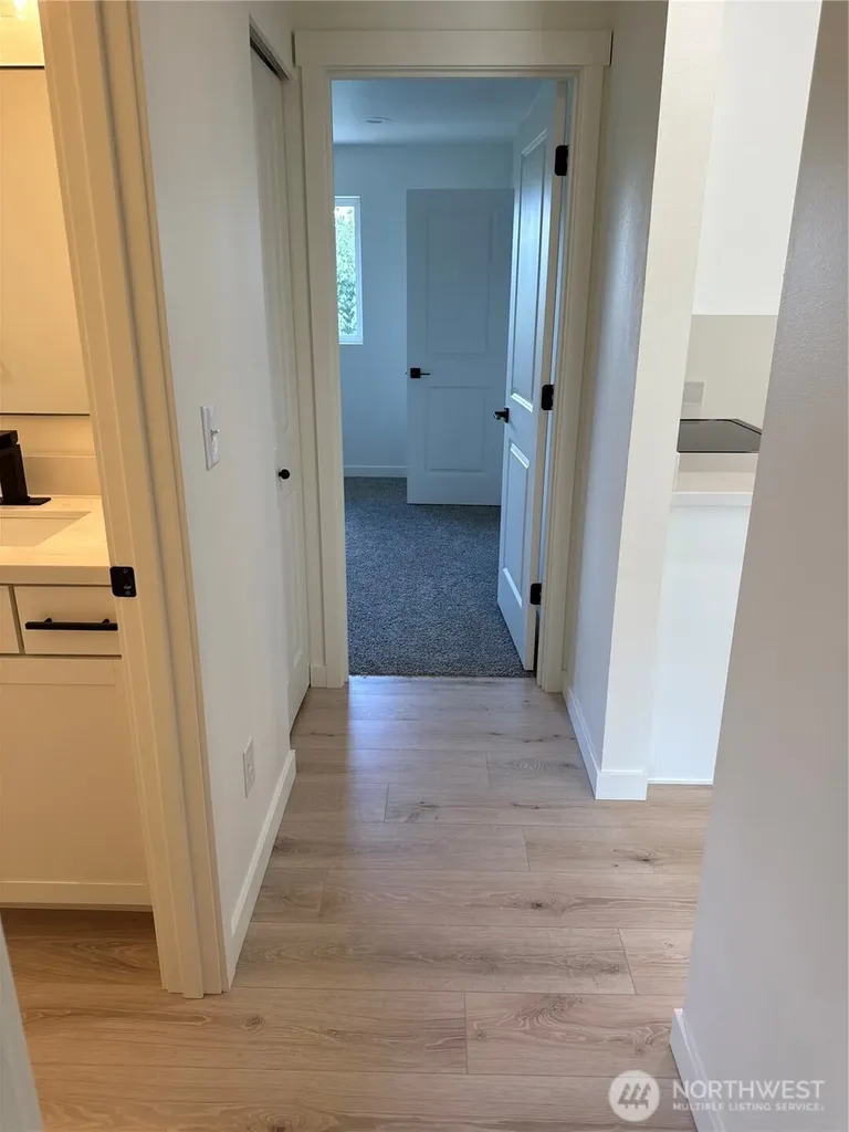 7828 E Jessica Way Port Orchard WA 98366