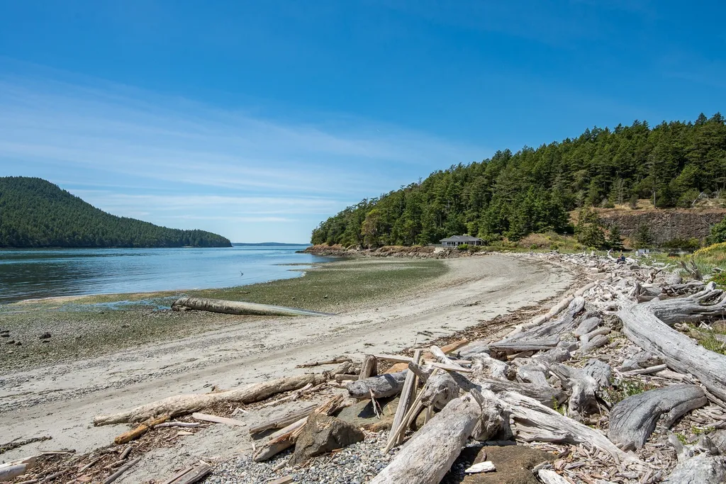 5915 Flounder Bay Lane Anacortes WA 98221