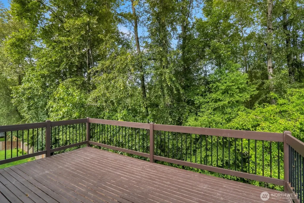 3323 Lake Drive Lake Stevens WA 98258