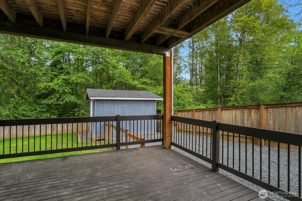 3323 Lake Drive Lake Stevens WA 98258