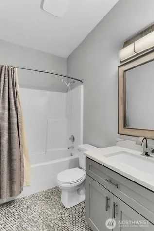 3323 Lake Drive Lake Stevens WA 98258