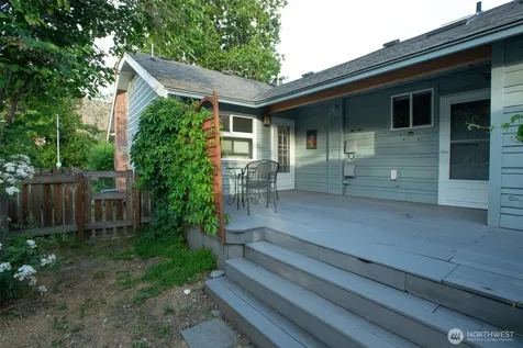 123 Riverfront Drive Cashmere WA 98815