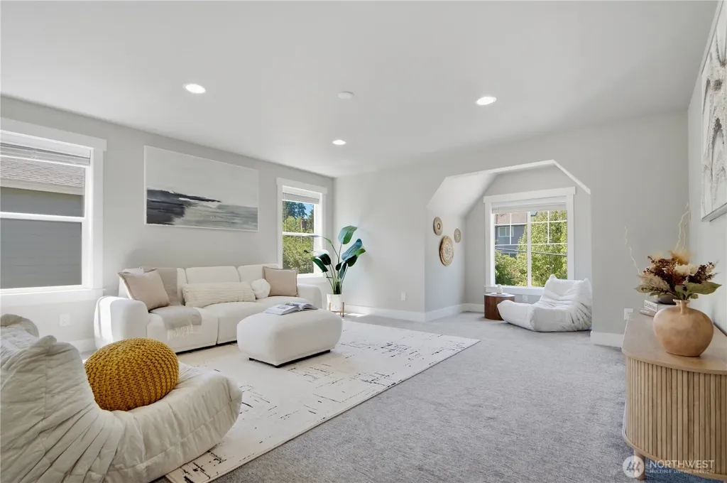 20360 132nd Avenue NE Woodinville WA 98072