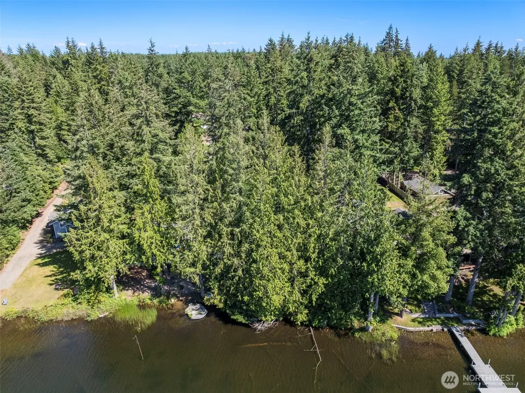 861 E Trails End Drive Belfair WA 98528
