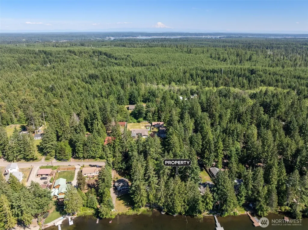 861 E Trails End Drive Belfair WA 98528
