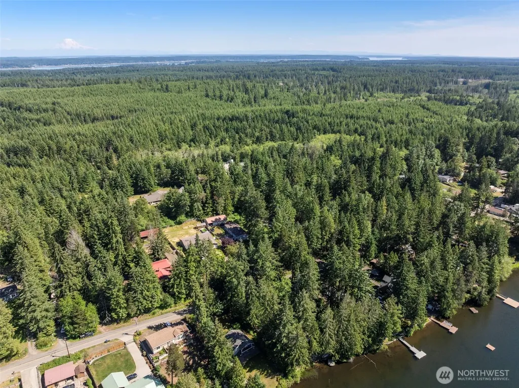 861 E Trails End Drive Belfair WA 98528