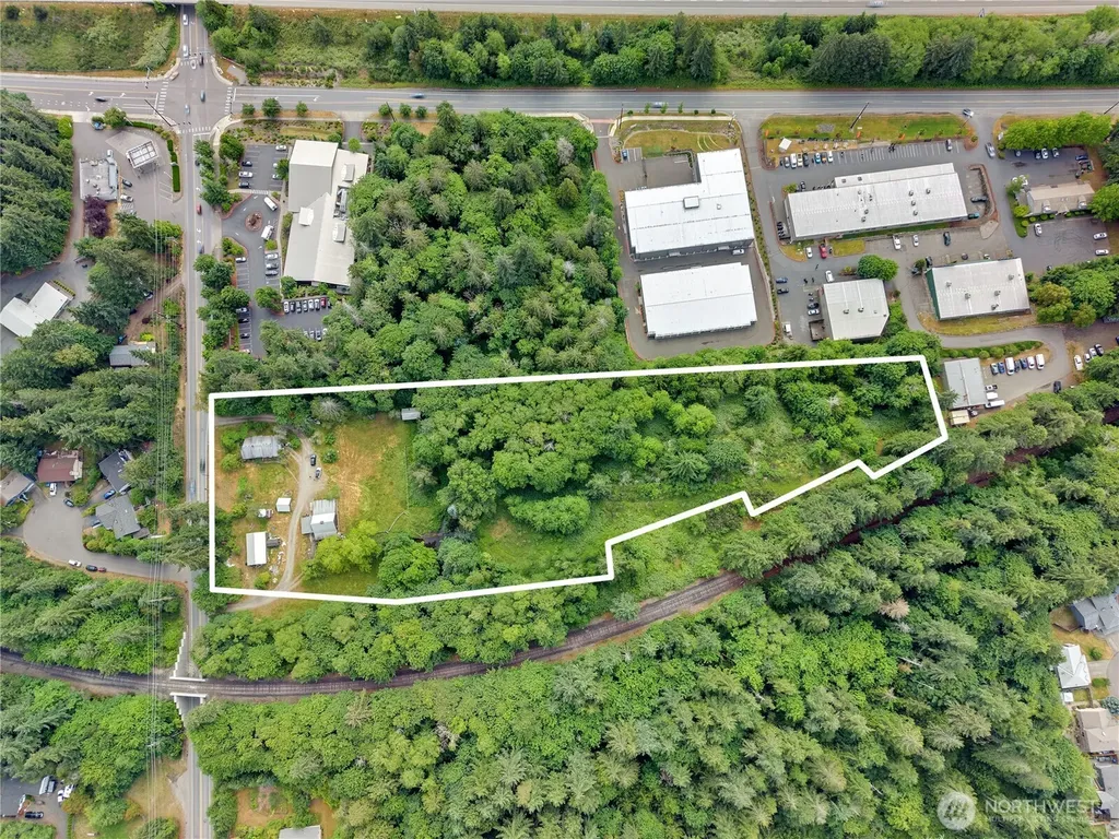 4469 NW Anderson Hill Road Silverdale WA 98383